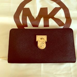 Michael Kors Long Wallet in Black